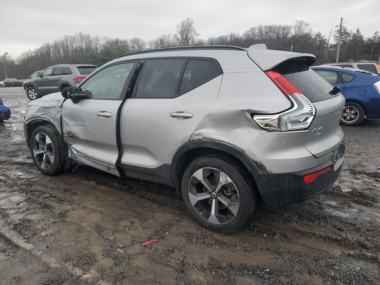 Lot #3033327862 2023 VOLVO XC40 PLUS