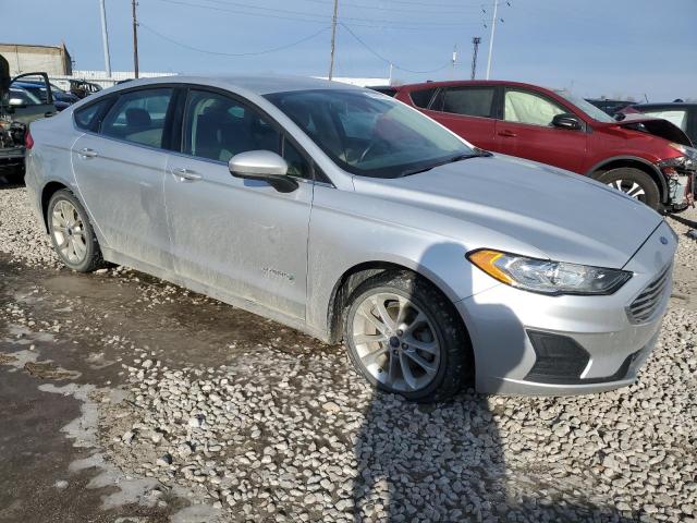 Vin: 3fa6p0lu3kr188221, lot: 82867514, ford fusion se 20194