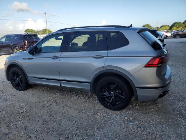 VOLKSWAGEN TIGUAN SE 2023 gray  gas 3VVCB7AX4PM054406 photo #3