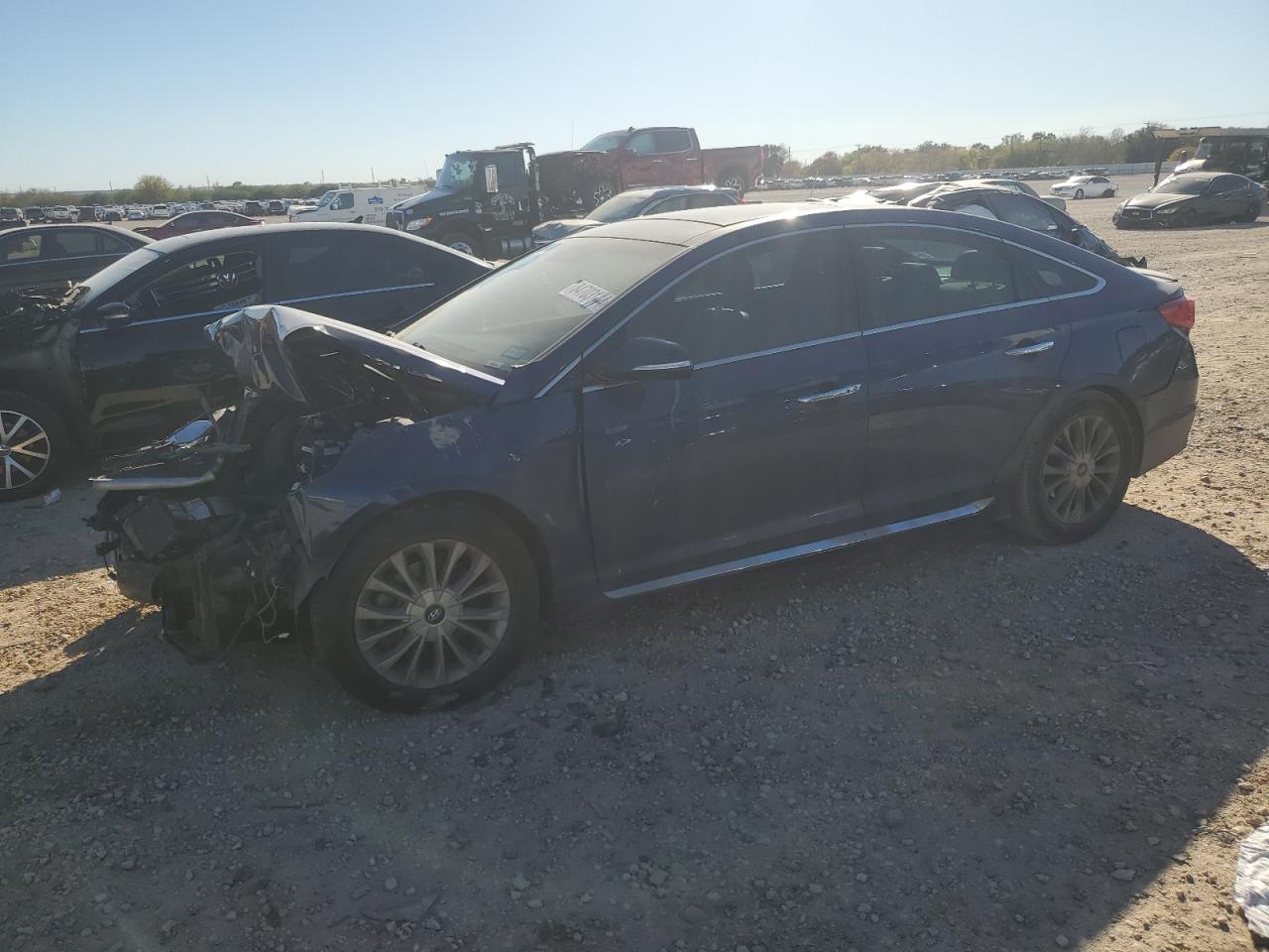  Salvage Hyundai SONATA