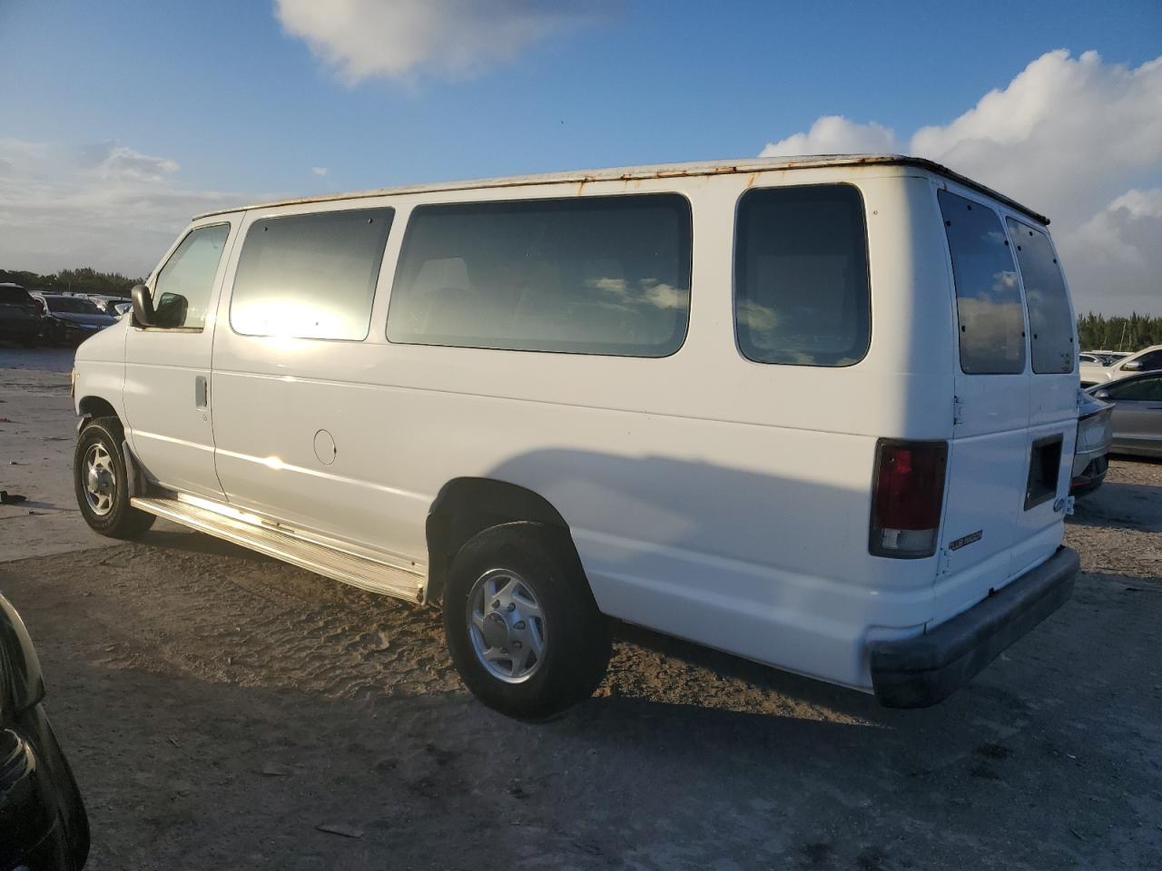 Lot #3050614113 1997 FORD ECONOLINE