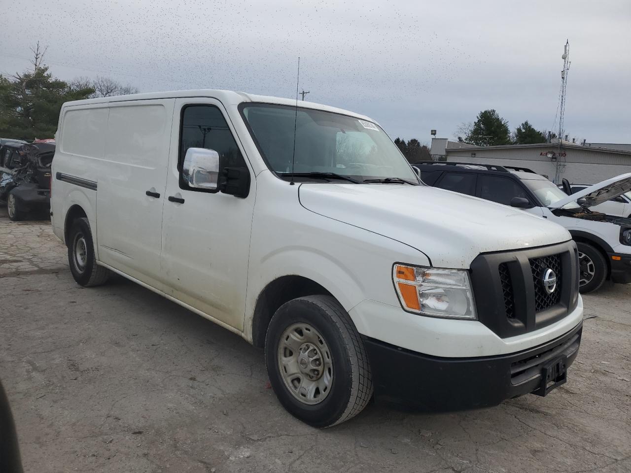 Lot #3031362721 2018 NISSAN NV 2500 S