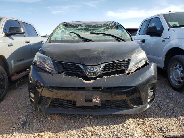 2018 TOYOTA SIENNA SE 5TDXZ3DC3JS929382