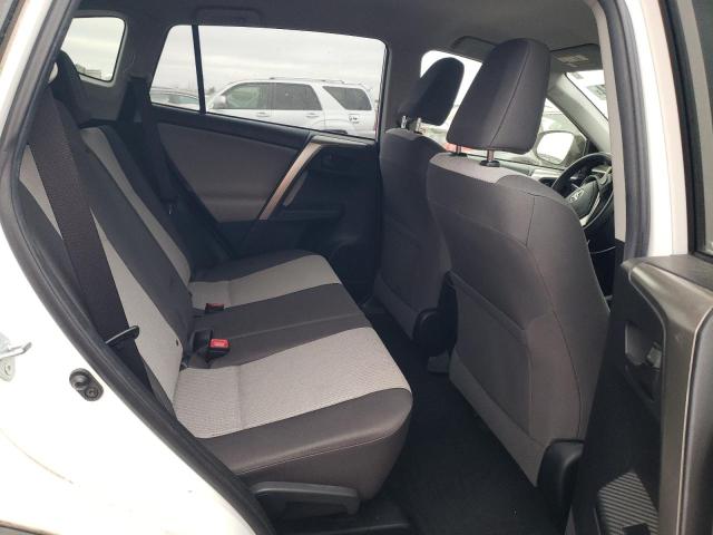 2015 TOYOTA RAV4 LE - JTMBFREV5FD126078