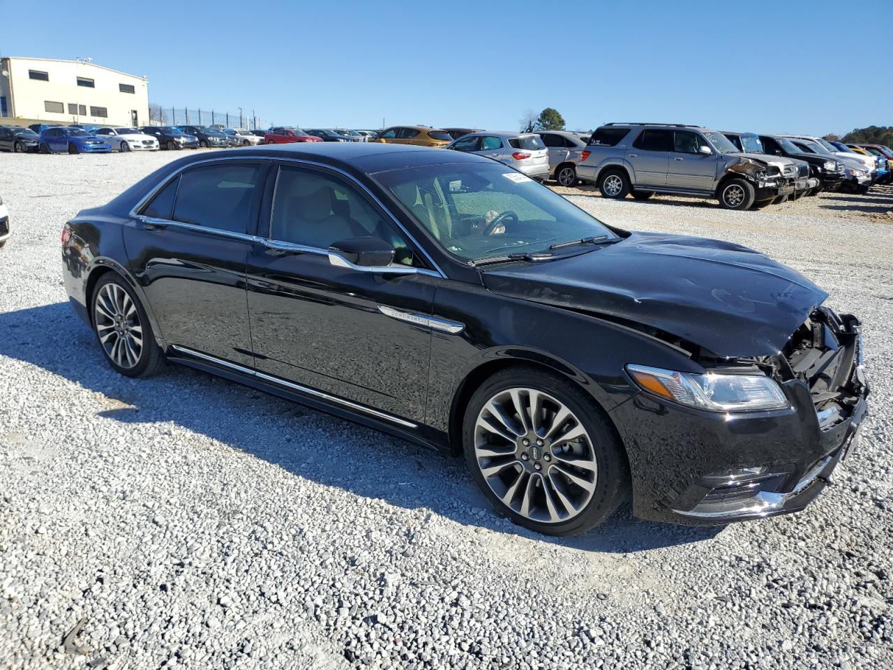 Lot #3028186514 2017 LINCOLN CONTINENTA