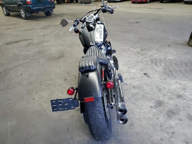2019 HARLEY-DAVIDSON FLSL 1HD1YDJ14KC016181