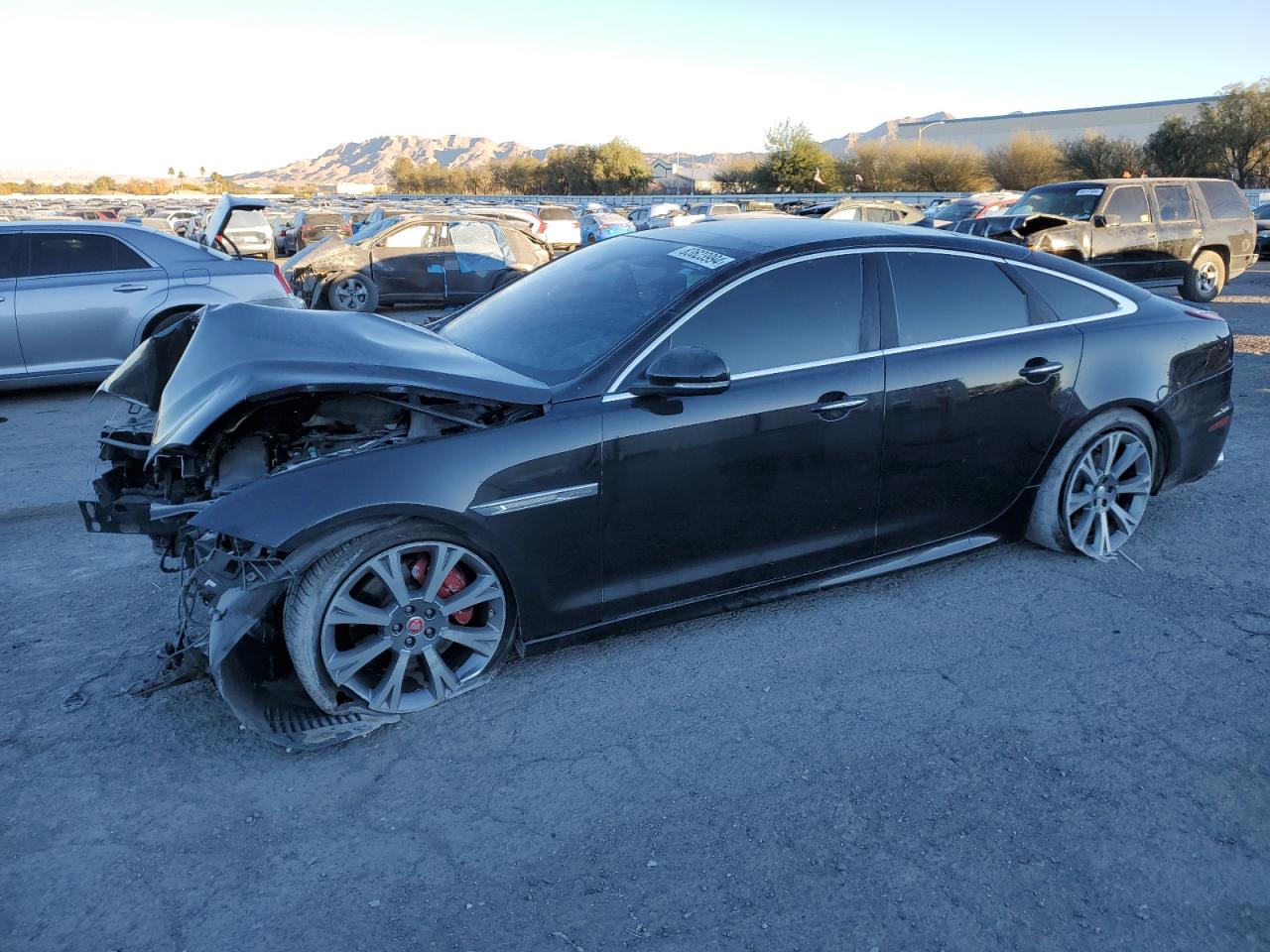 JAGUAR XJ