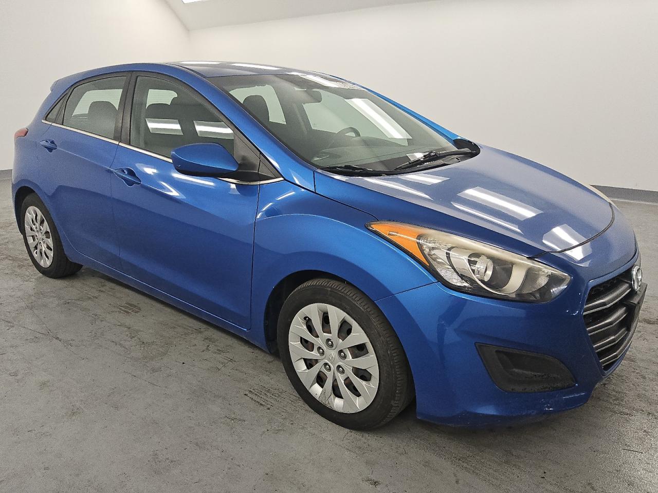 Lot #3029367694 2017 HYUNDAI ELANTRA GT