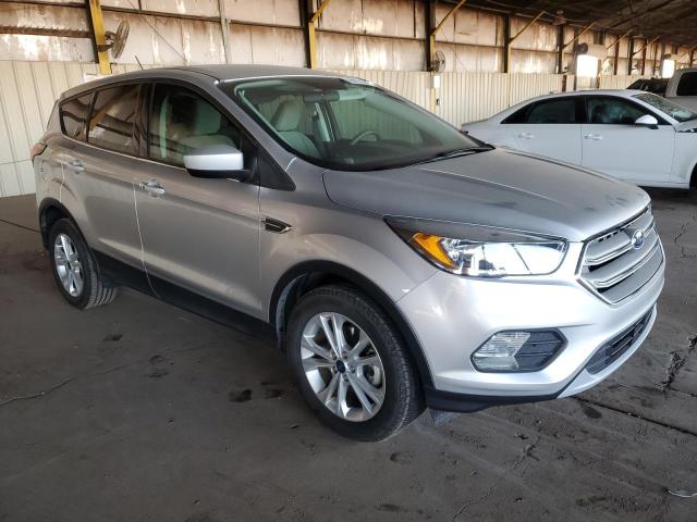 VIN 1FMCU0GD3KUA72103 2019 FORD ESCAPE no.4