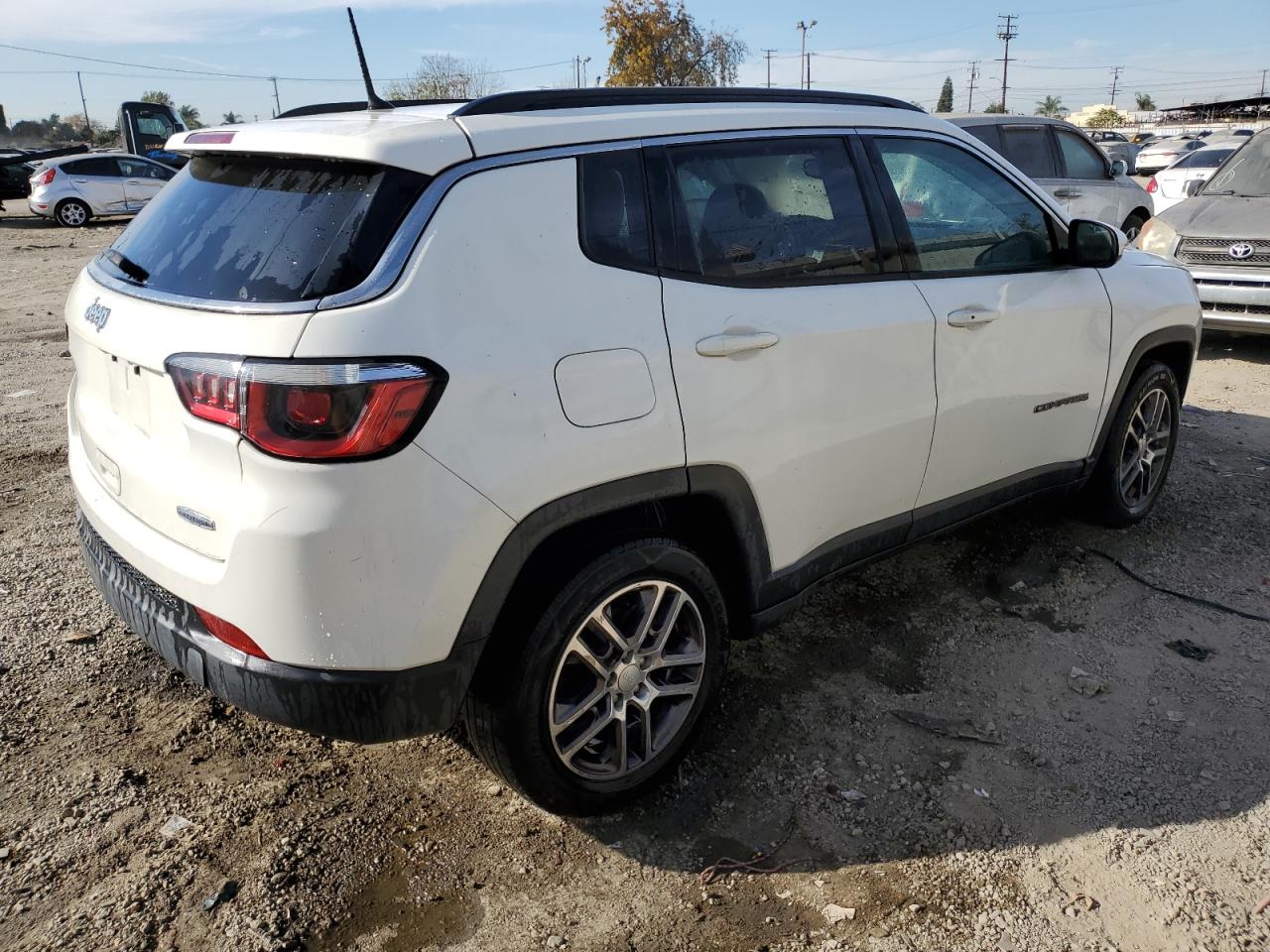 Lot #3037331705 2018 JEEP COMPASS LA