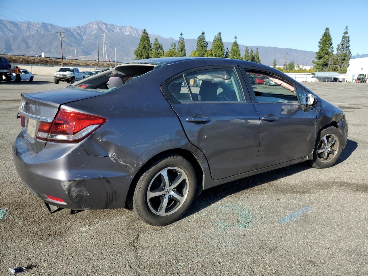 Lot #3050577100 2015 HONDA CIVIC SE