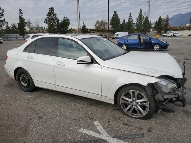 VIN WDDGF4HB9DR269373 2013 MERCEDES-BENZ C-CLASS no.4