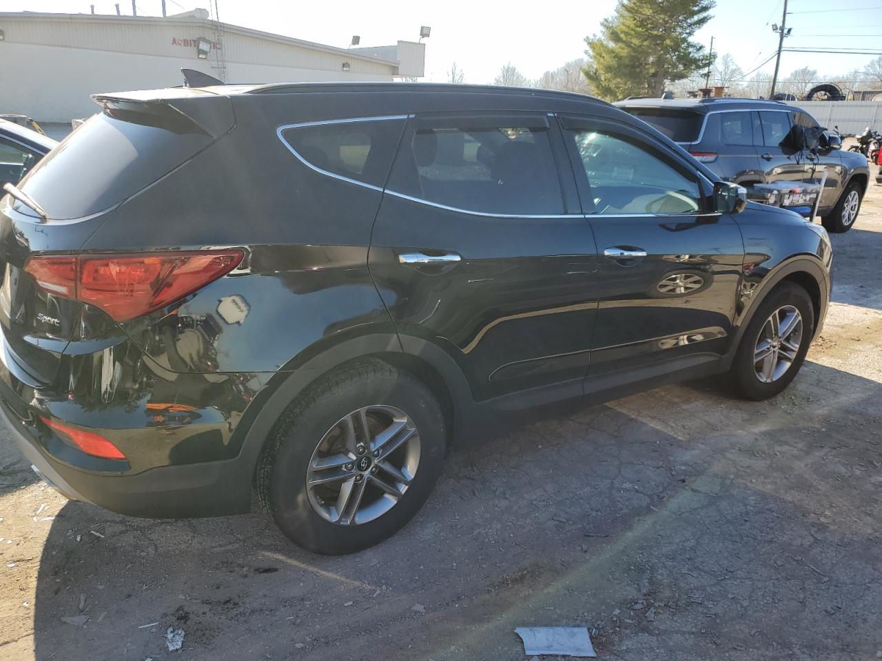 Lot #3031362715 2018 HYUNDAI SANTA FE S