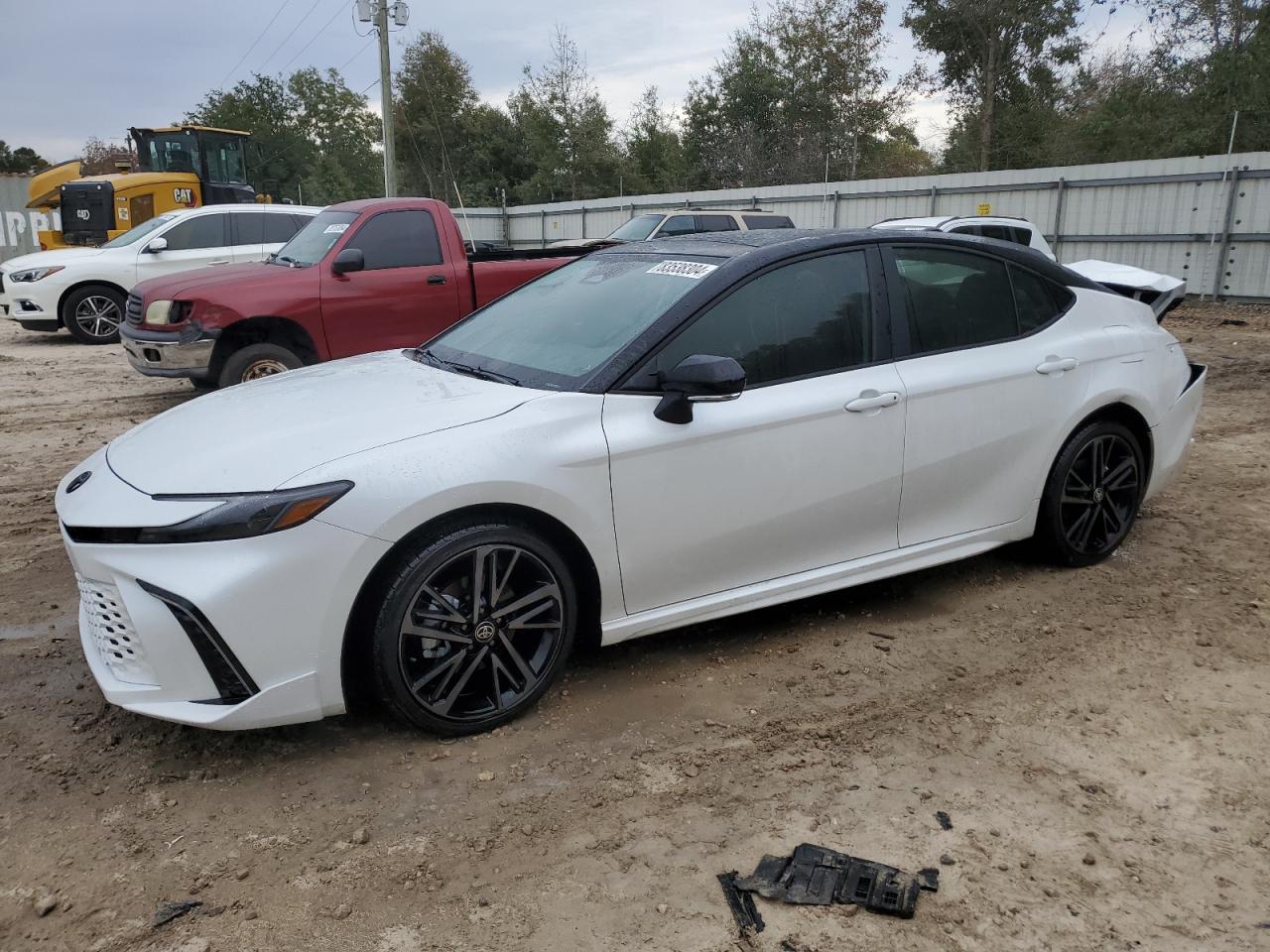 TOYOTA CAMRY XSE