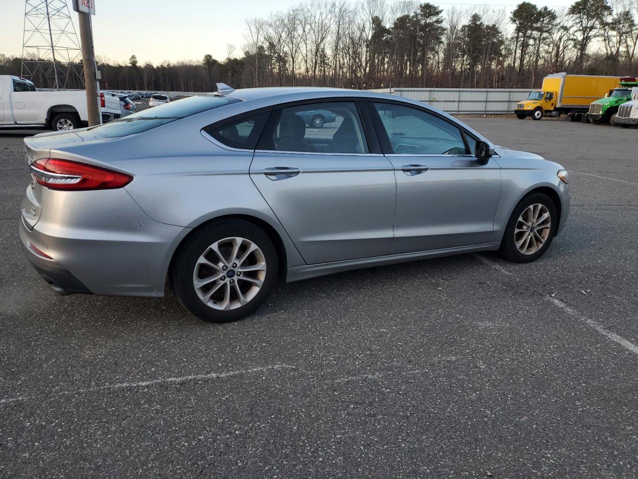 Lot #3030683096 2020 FORD FUSION SE