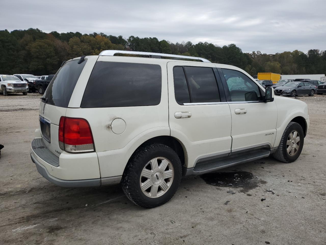 Lot #3029590070 2004 LINCOLN AVIATOR