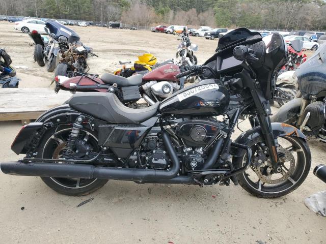 2024 HARLEY-DAVIDSON FLHX - 1HD1KB712RB621166