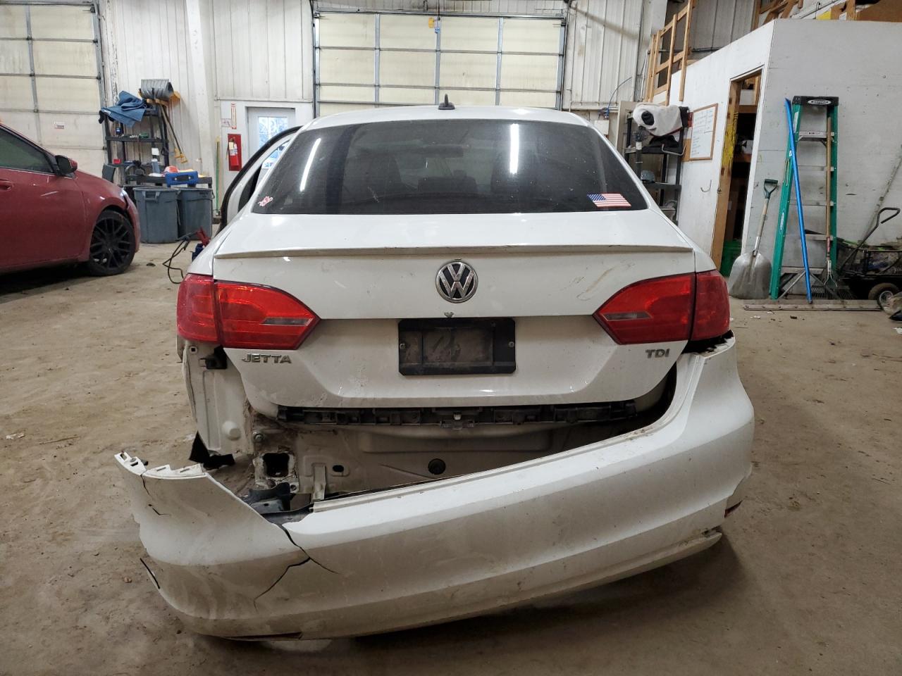 Lot #3026001990 2011 VOLKSWAGEN JETTA TDI