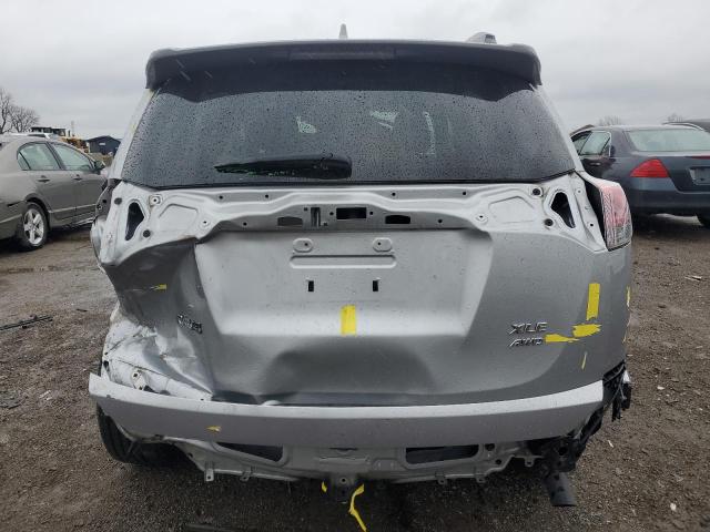 2018 TOYOTA RAV 4 JTMRFREV2JJ227099