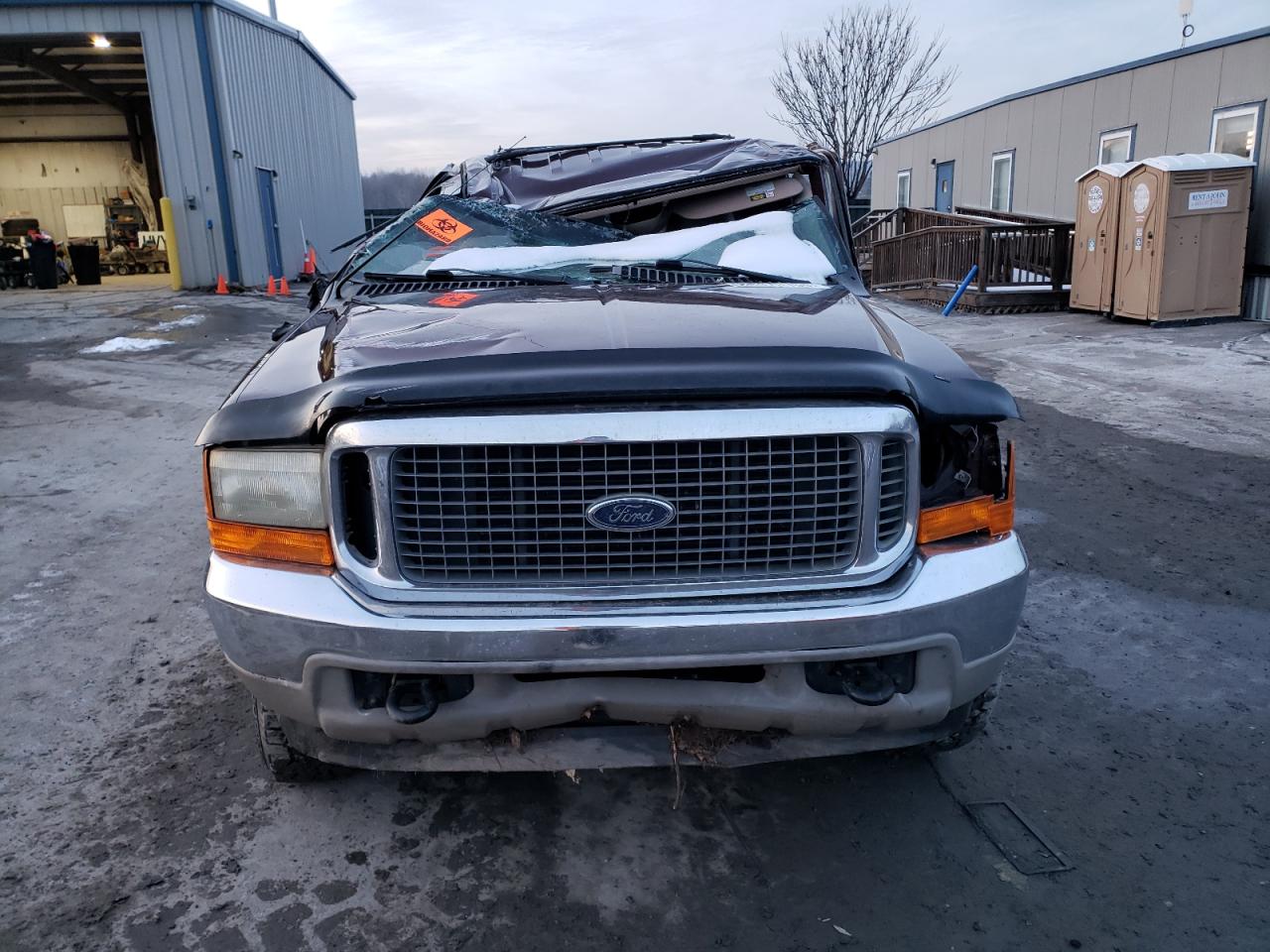 Lot #3050604118 2000 FORD EXCURSION