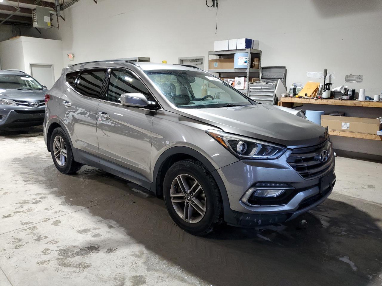 Lot #3033327887 2017 HYUNDAI SANTA FE S