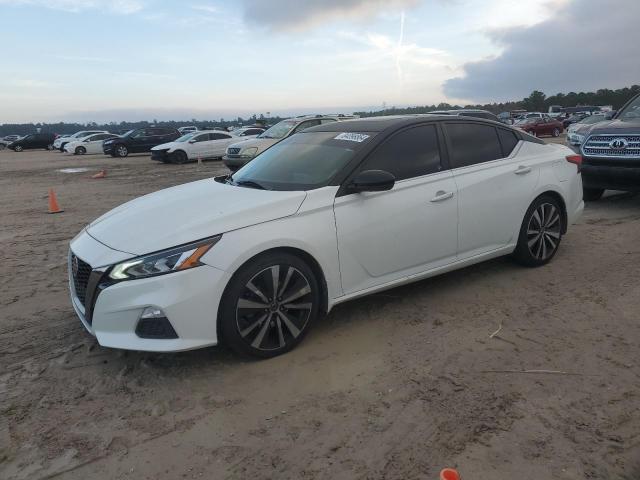 NISSAN ALTIMA SR 2019 white  gas 1N4BL4CV5KN329027 photo #1