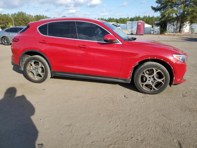 VIN ZASFAKAN7J7B68635 2018 ALFA ROMEO STELVIO no.4