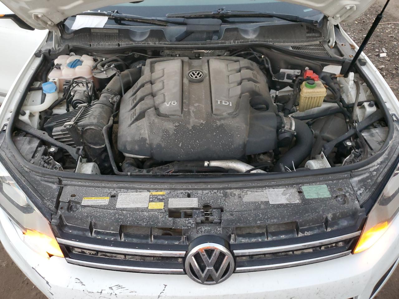 Lot #3046754729 2014 VOLKSWAGEN TOUAREG V6