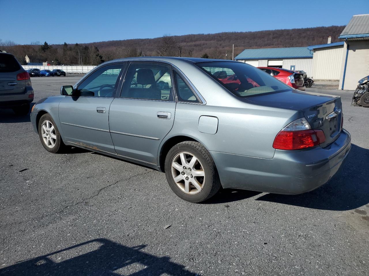 Lot #3301785353 2003 TOYOTA AVALON XL