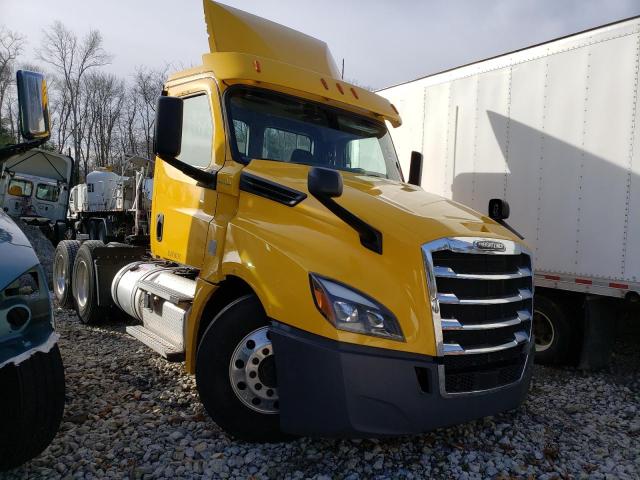 2020 FREIGHTLINER CASCADIA 1 #3024696693