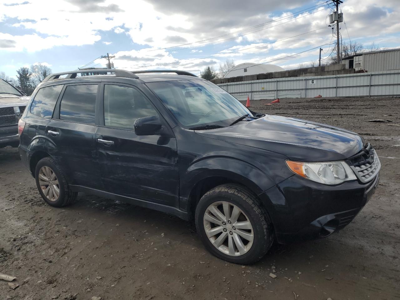 Lot #3029641105 2013 SUBARU FORESTER