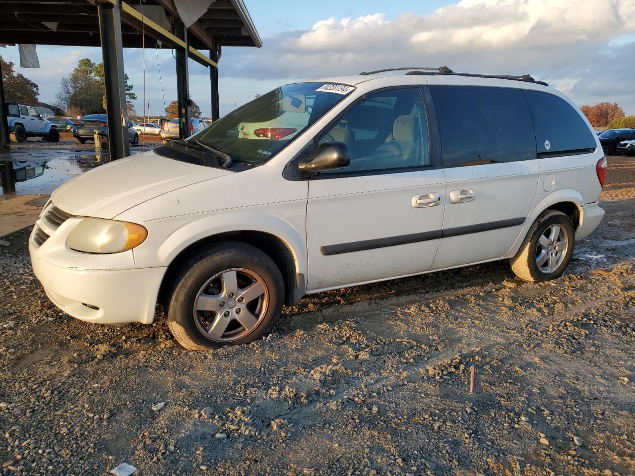 Lot #3029618088 2005 DODGE CARAVAN SX