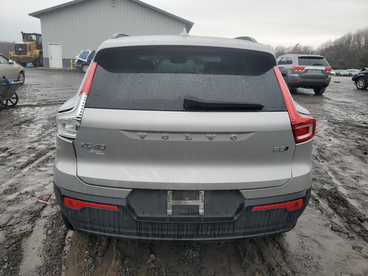 Lot #3033327862 2023 VOLVO XC40 PLUS