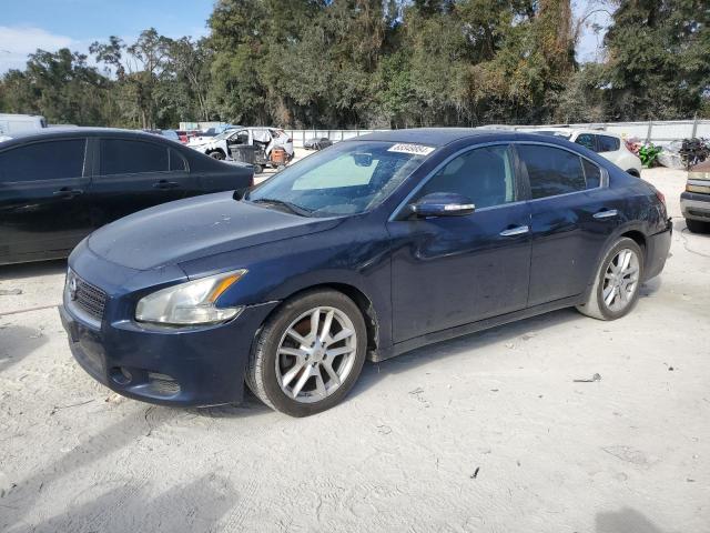 NISSAN MAXIMA S