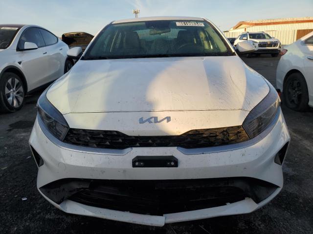 VIN 3KPF24AD6RE807821 2024 KIA FORTE no.5