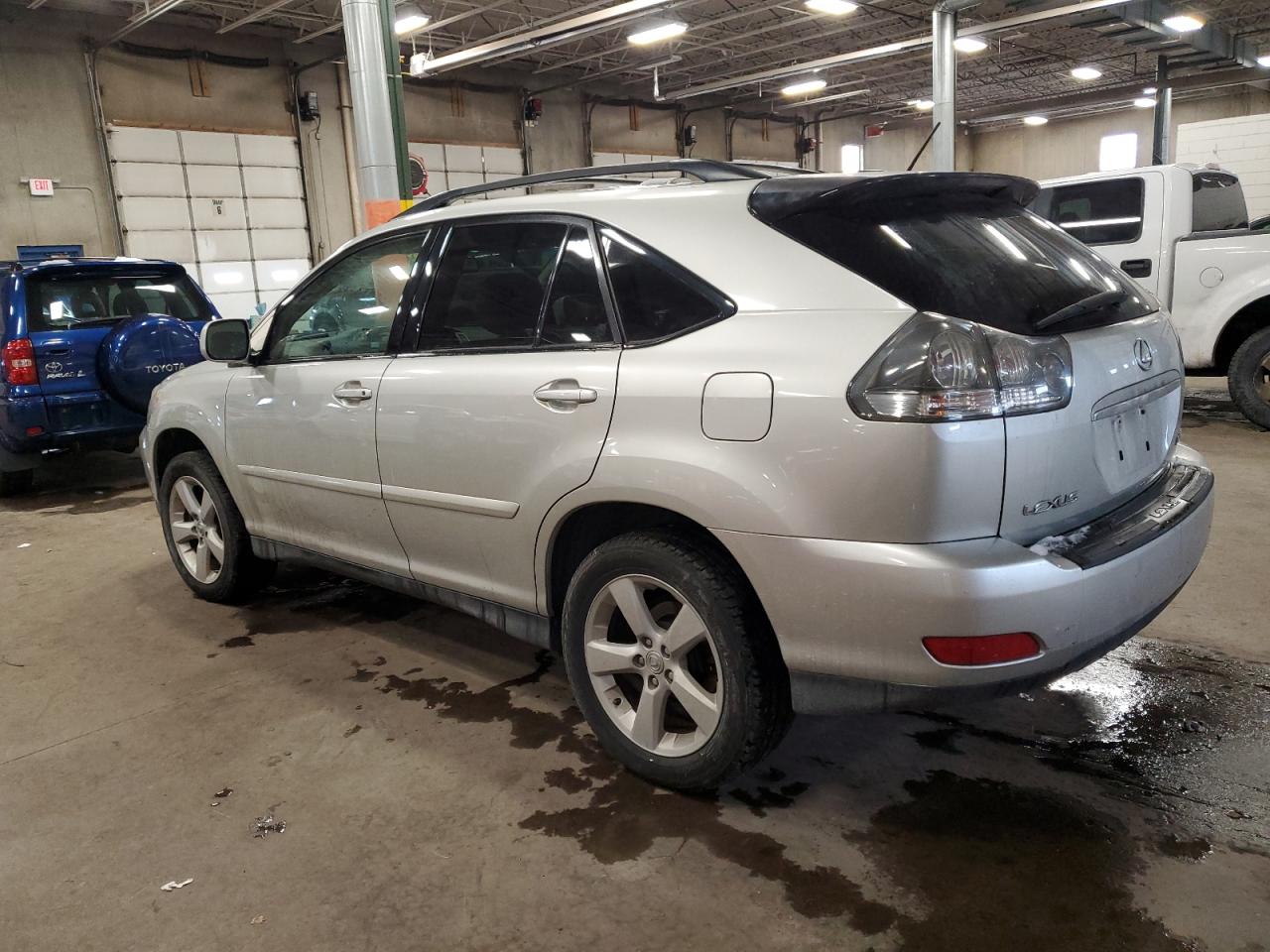 Lot #3030425472 2004 LEXUS RX 330