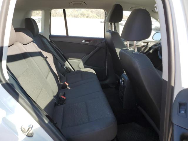 2017 VOLKSWAGEN TIGUAN S - WVGAV7AX1HK043168