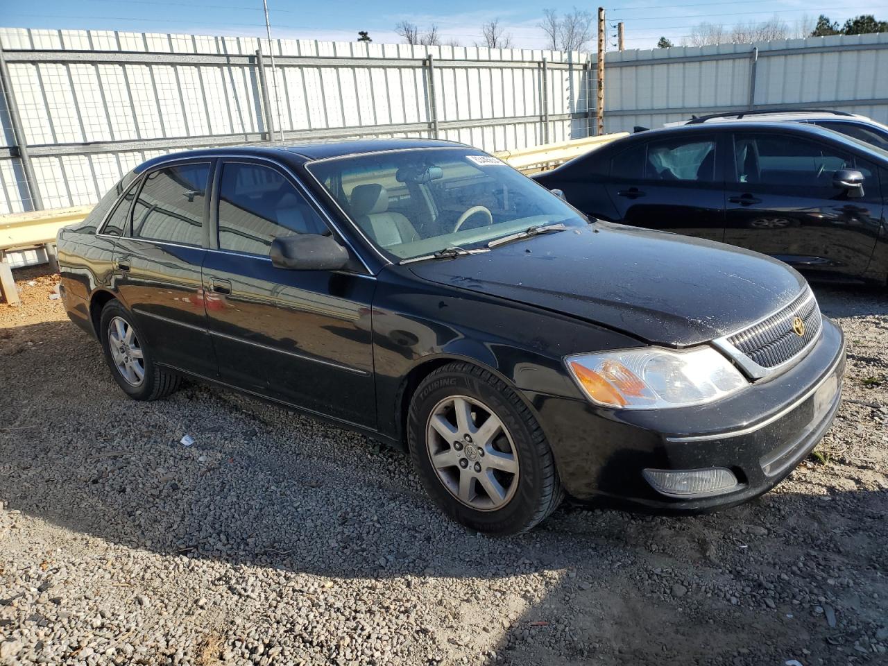 Lot #3027066850 2000 TOYOTA AVALON XL