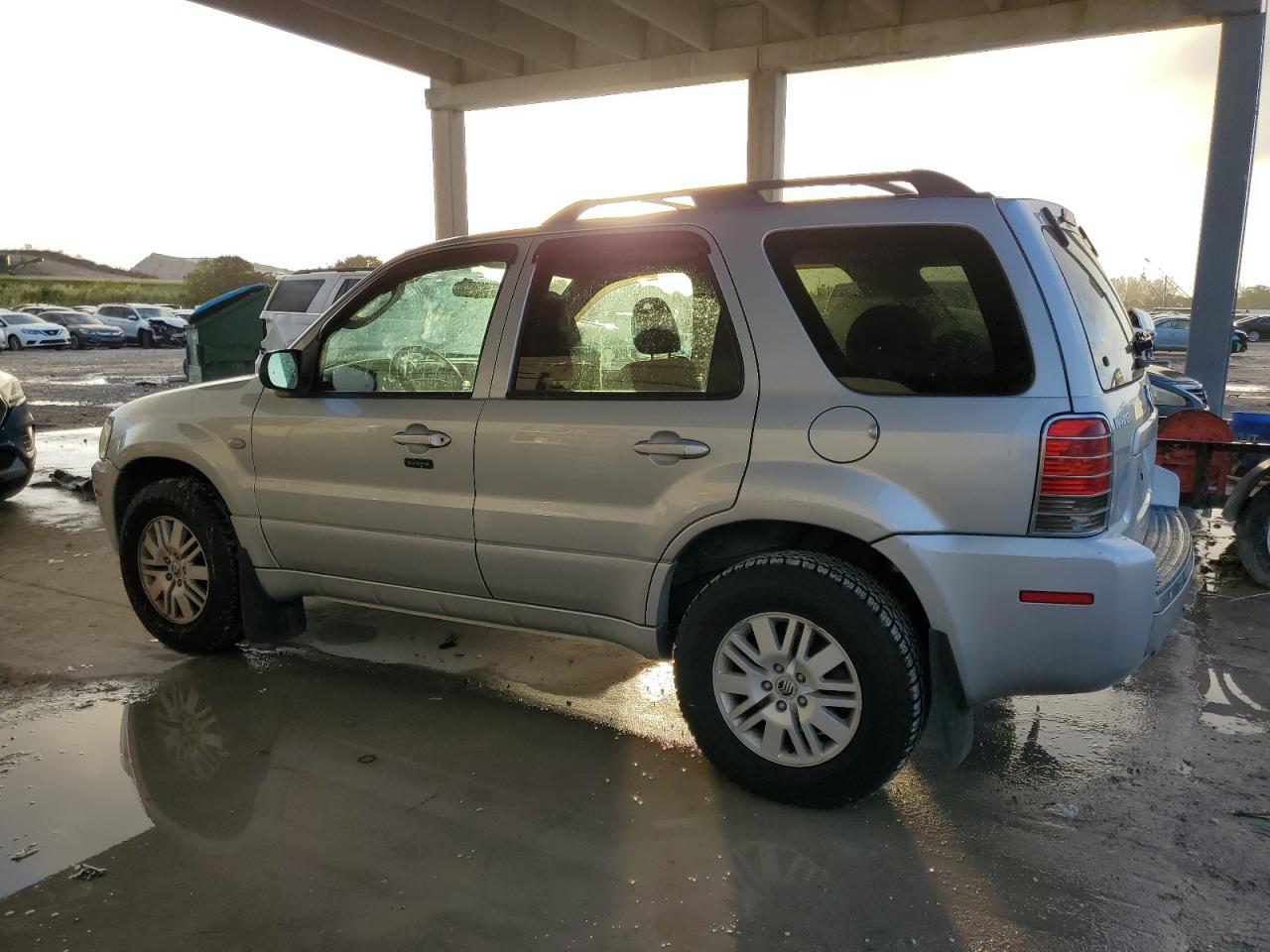 Lot #3030684106 2006 MERCURY MARINER