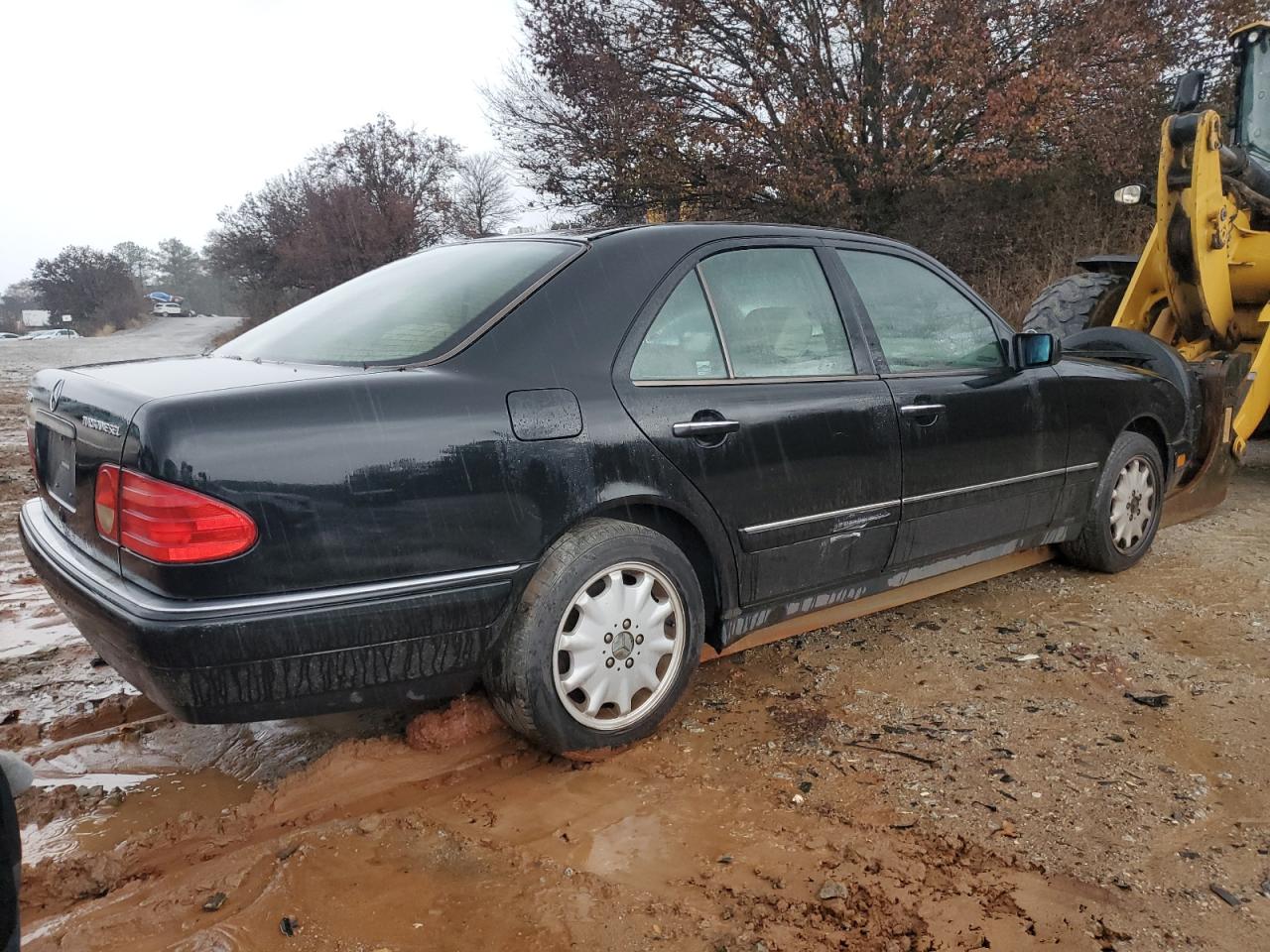 Lot #3024354530 1998 MERCEDES-BENZ E 300TD