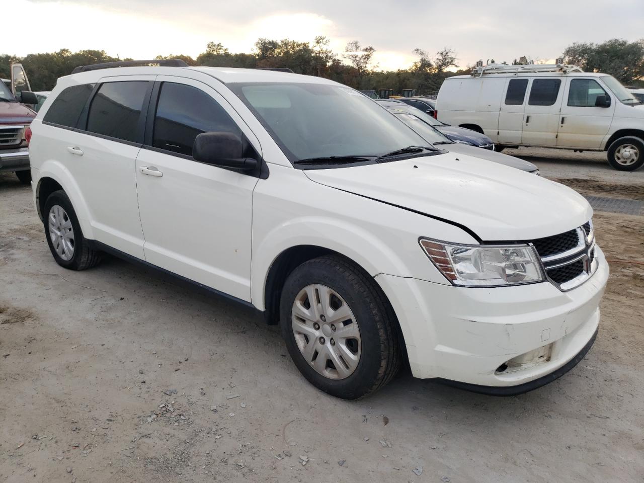 Lot #3024946408 2015 DODGE JOURNEY SE