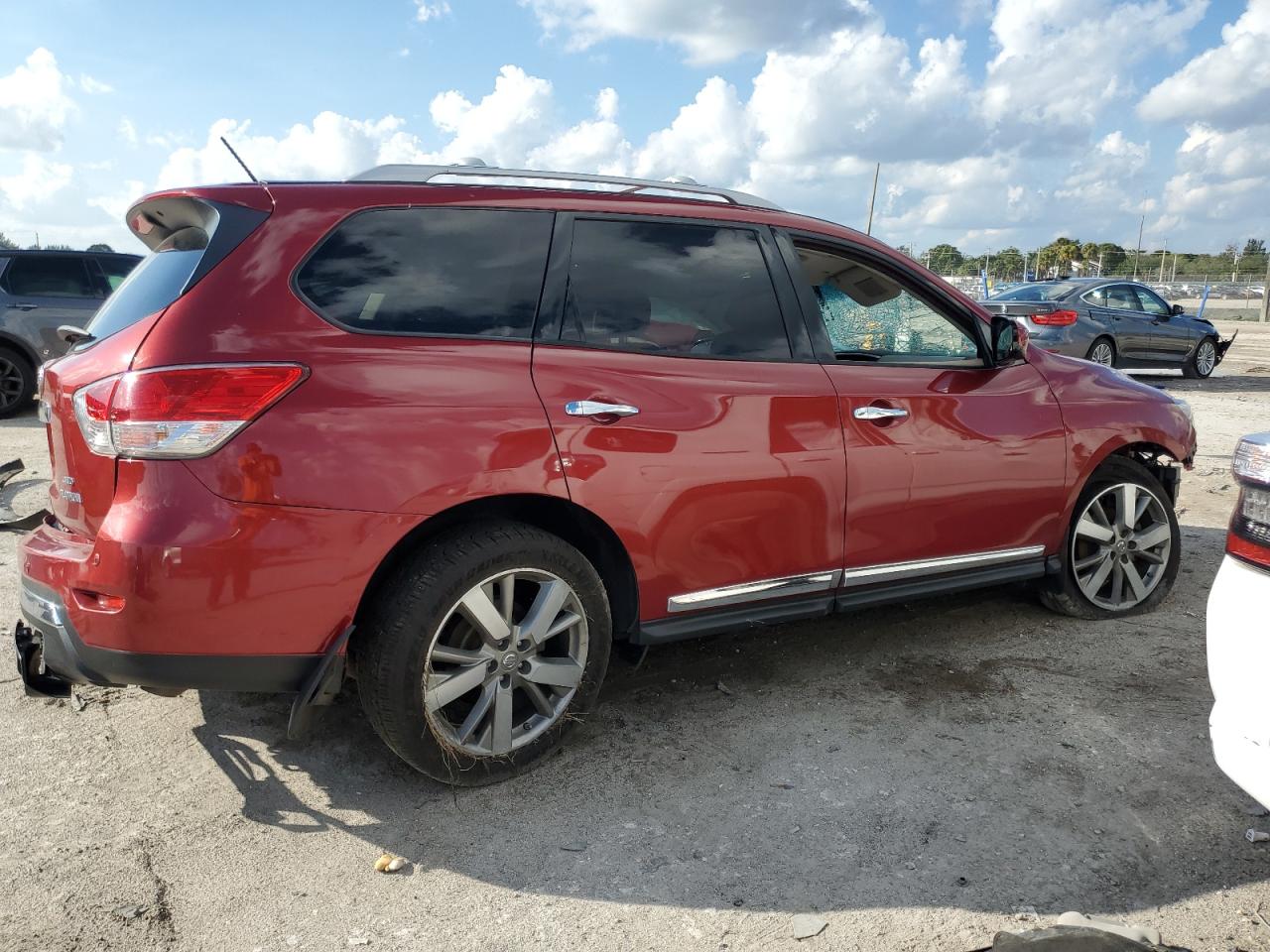 Lot #3048531921 2016 NISSAN PATHFINDER