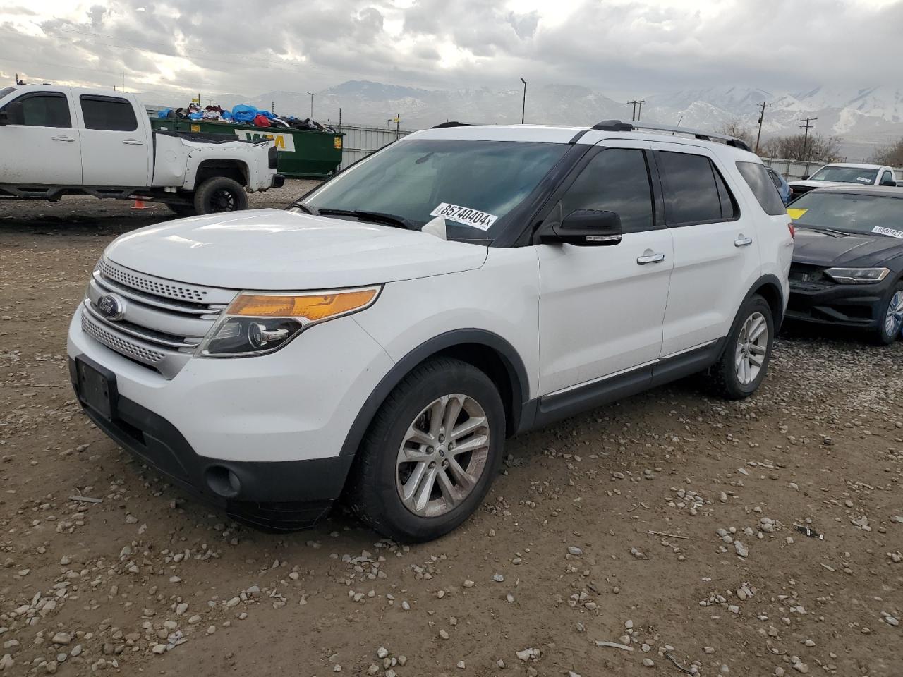  Salvage Ford Explorer