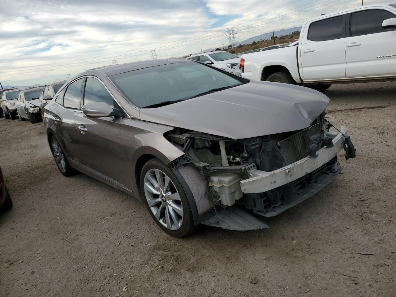 Lot #3038254724 2013 HYUNDAI AZERA GLS