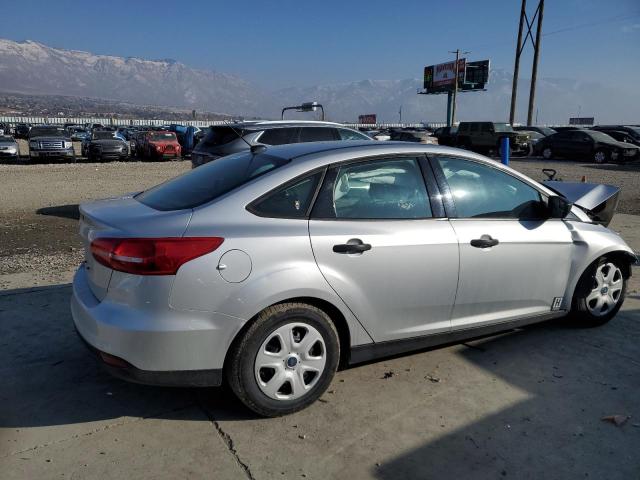 Vin: 1fadp3e27hl236704, lot: 51173845, ford focus s 20173