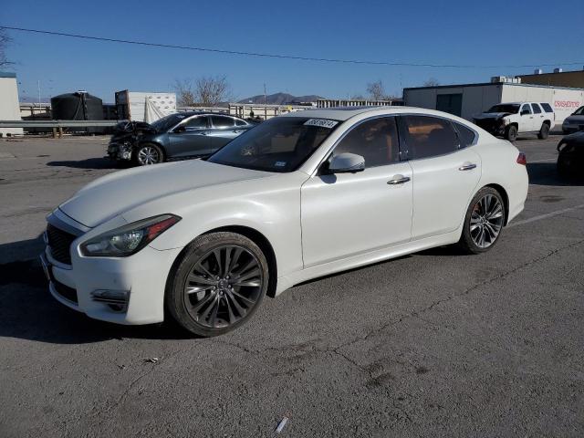 INFINITI Q70 3.7