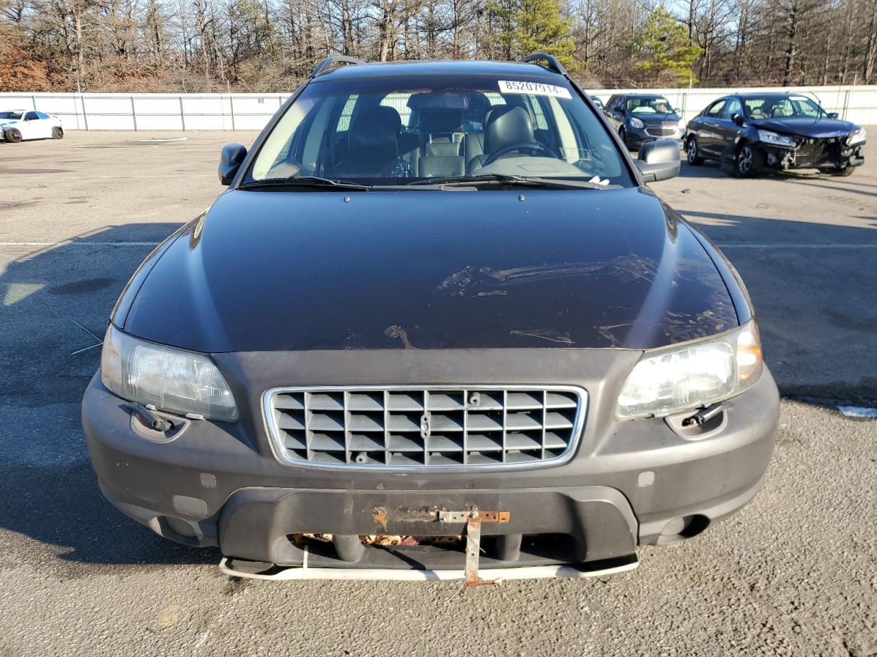 Lot #3029352694 2001 VOLVO V70 XC