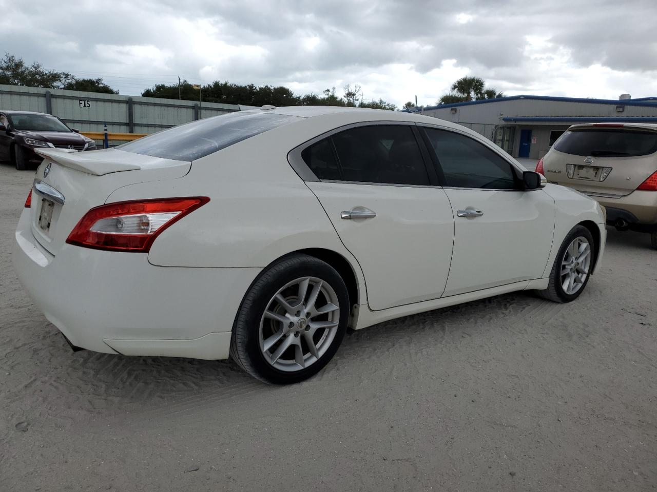 Lot #3025781308 2011 NISSAN MAXIMA S