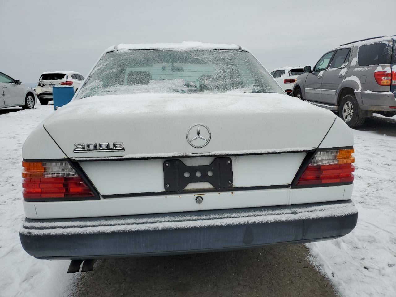 Lot #3034282120 1986 MERCEDES-BENZ 300 E