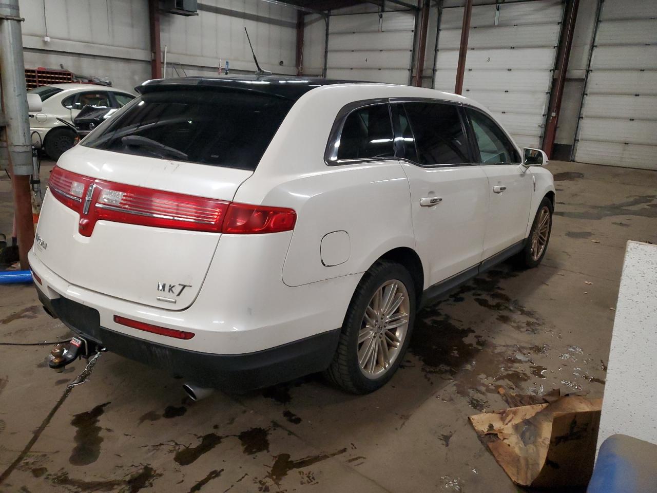 Lot #3036941783 2014 LINCOLN MKT